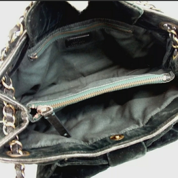 AUTHENTIC MOSHINO CHAIN SHOULDER HANDBAG - Picture 11 of 12